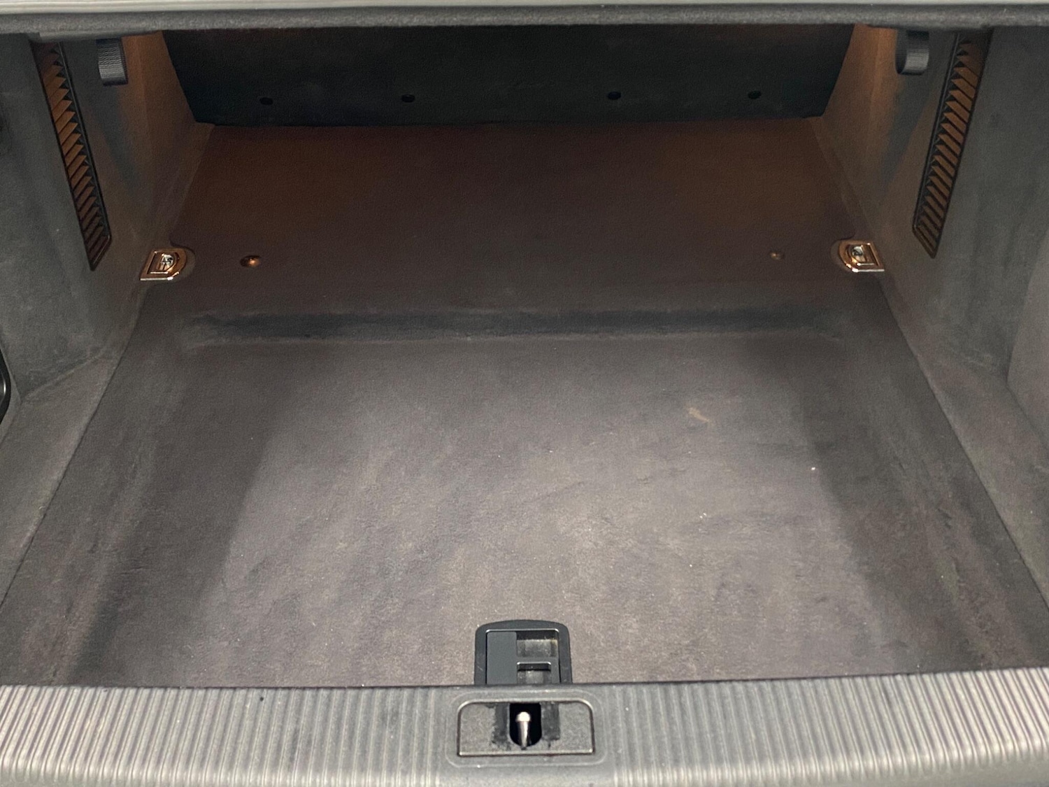 Used Audi A8 2006 for sale - 77794127: Photo 16