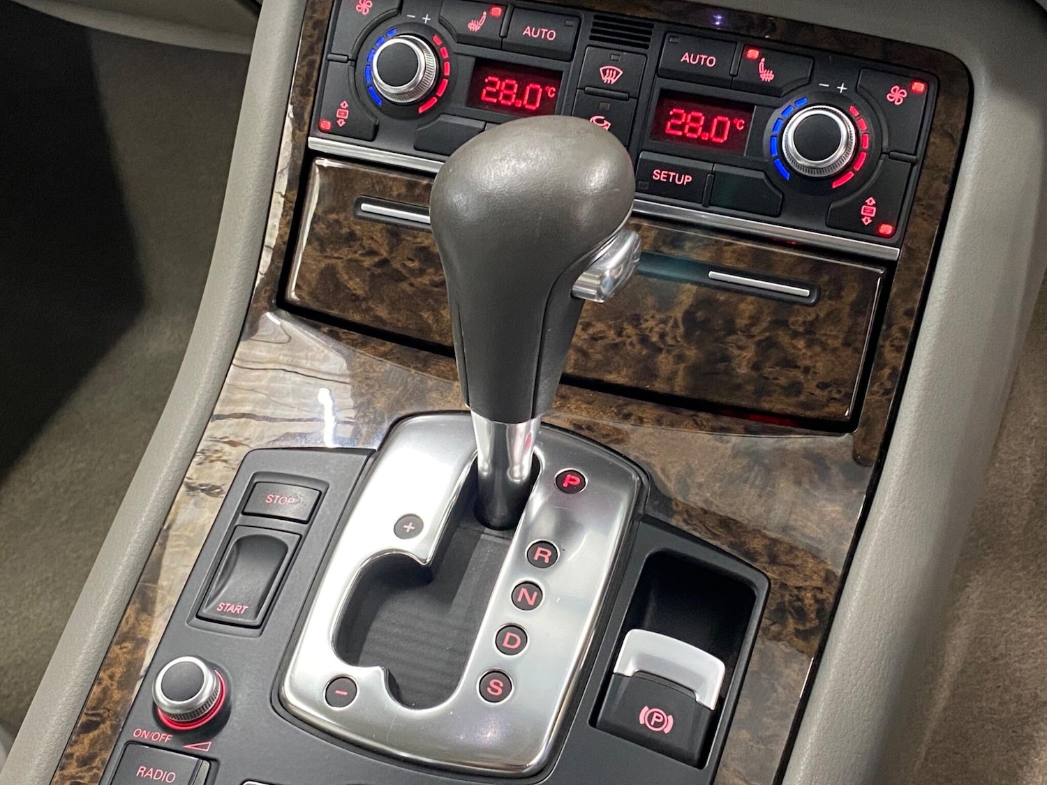 Used Audi A8 2006 for sale - 77794127: Photo 24