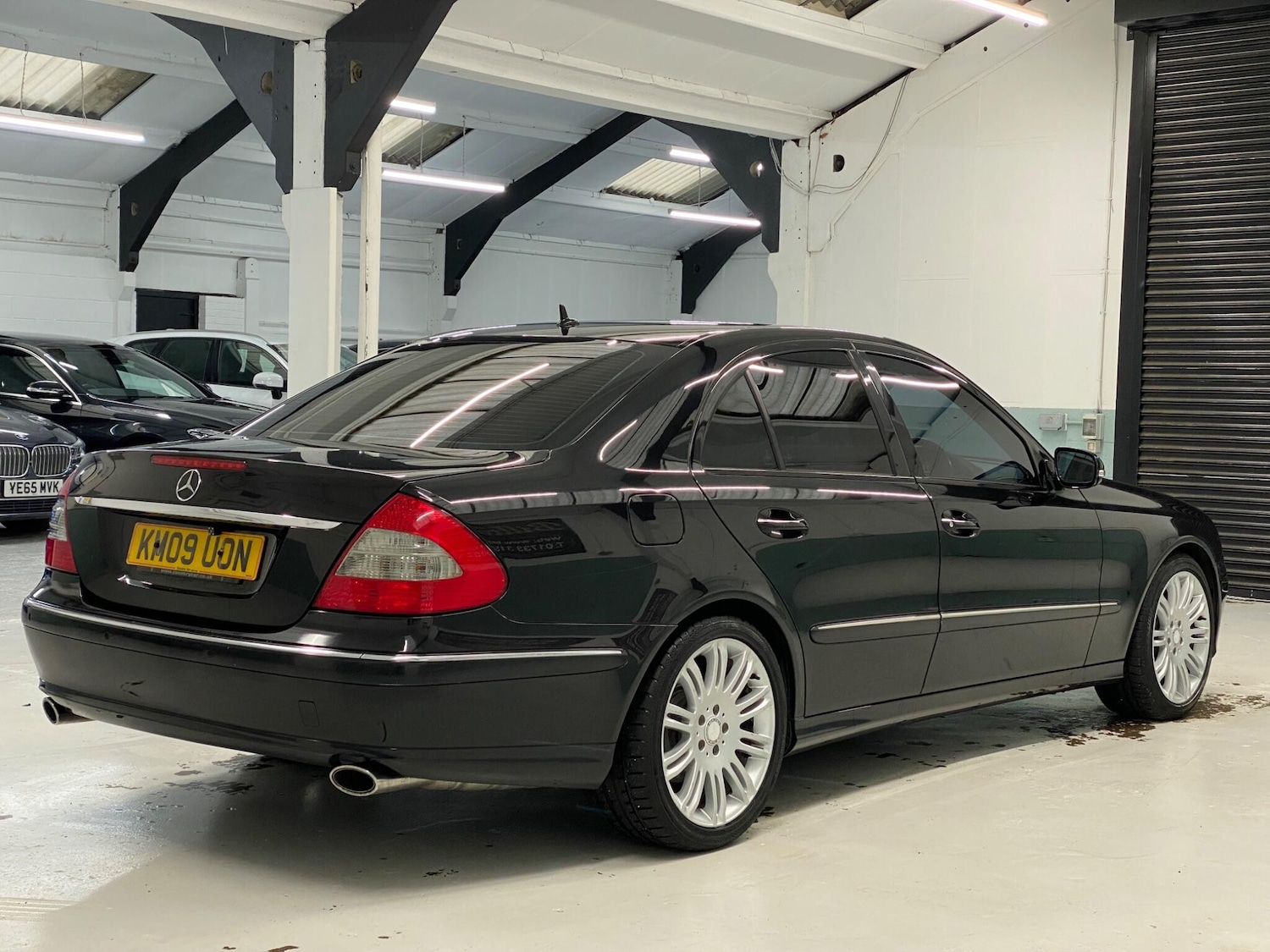 Used Mercedes-Benz E Class 2009 for sale - 77335867: Photo 10