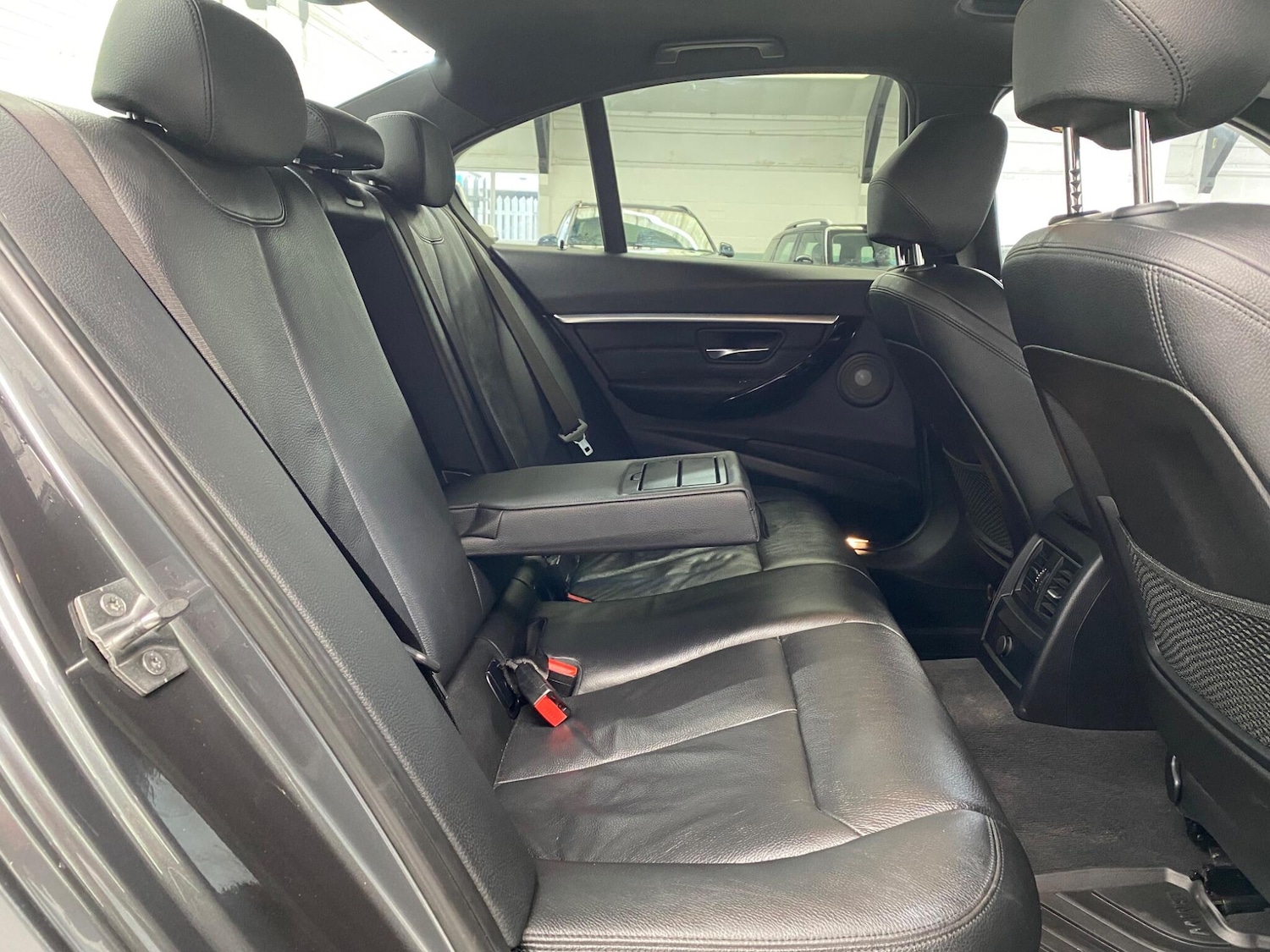 Used BMW 3 Series 2018 for sale - 77537891: Photo 16