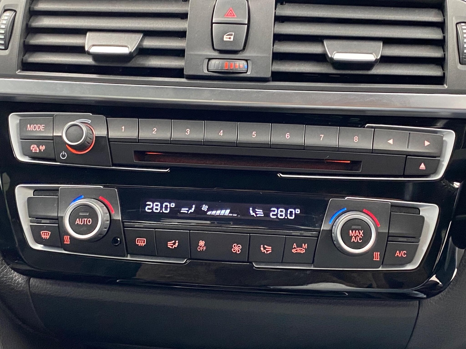 Used BMW 3 Series 2018 for sale - 77537891: Photo 29