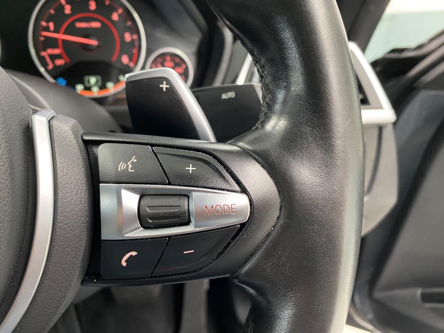 Used BMW 3 Series 2018 for sale - 77537891: Photo 40