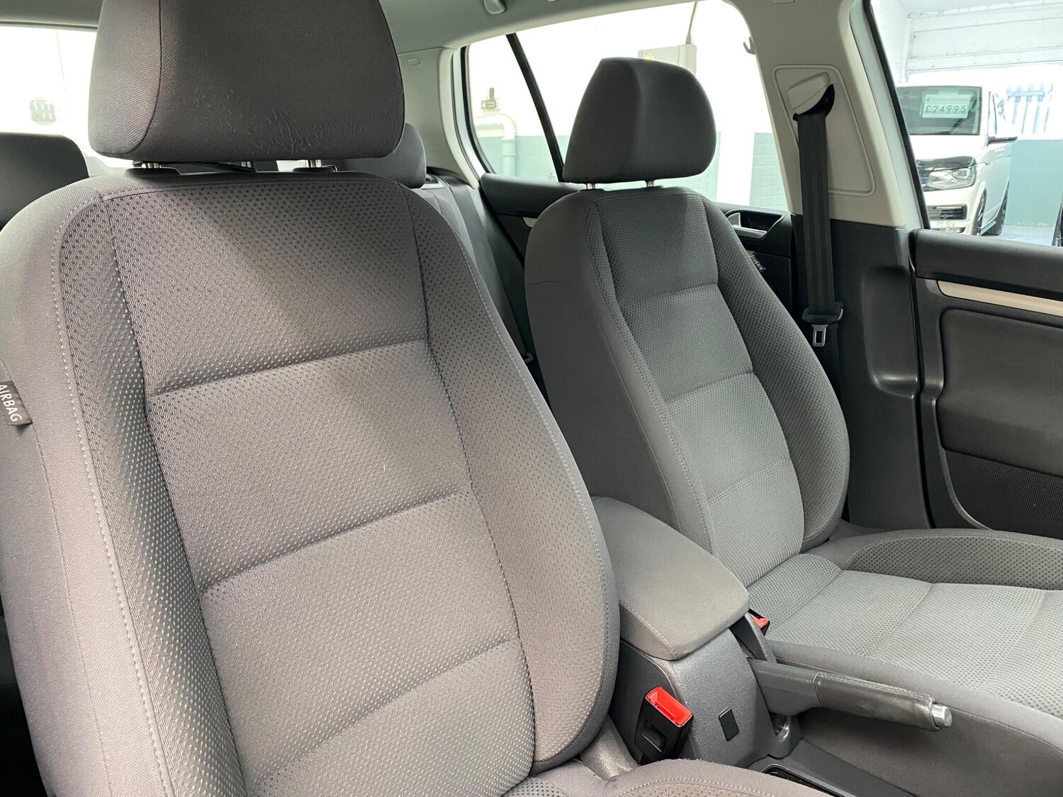 Used Volkswagen Golf 2008 for sale - 77586710: Photo 12