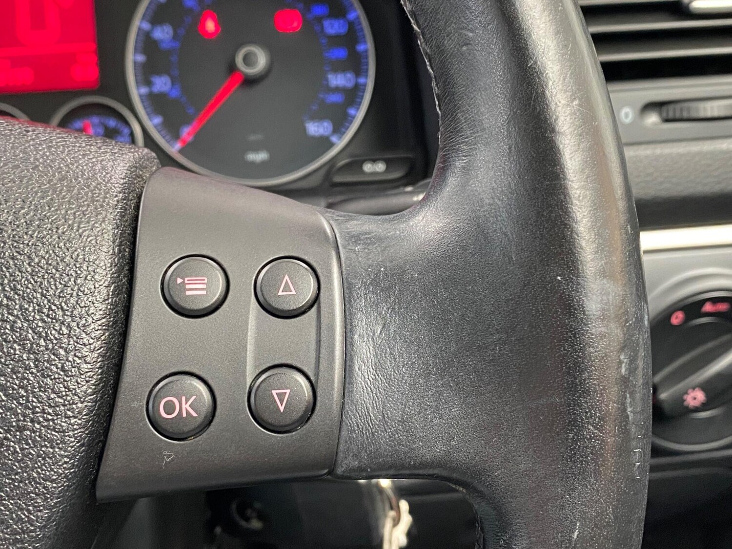 Used Volkswagen Golf 2008 for sale - 77586710: Photo 28