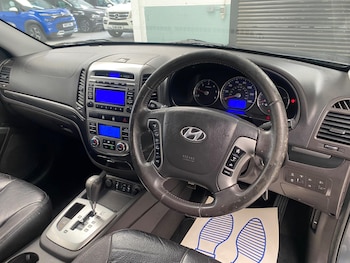 Used Hyundai Santa Fe 2011 for sale - 79394929: Photo