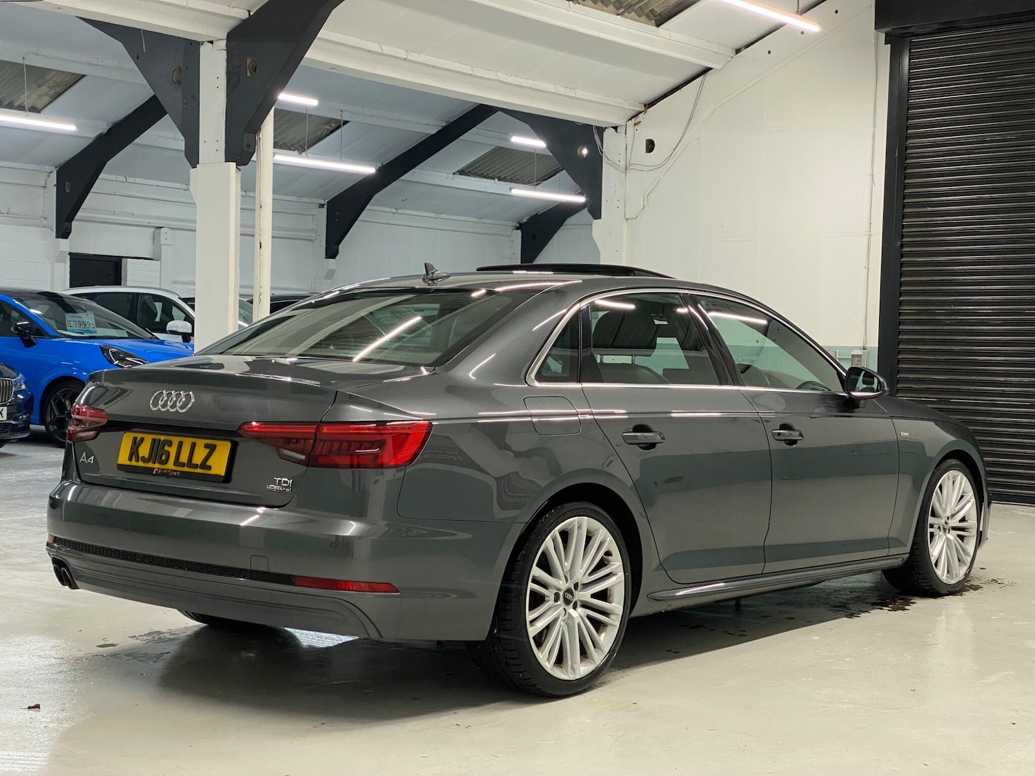 Used Audi A4 2016 for sale - 77335858: Photo 11