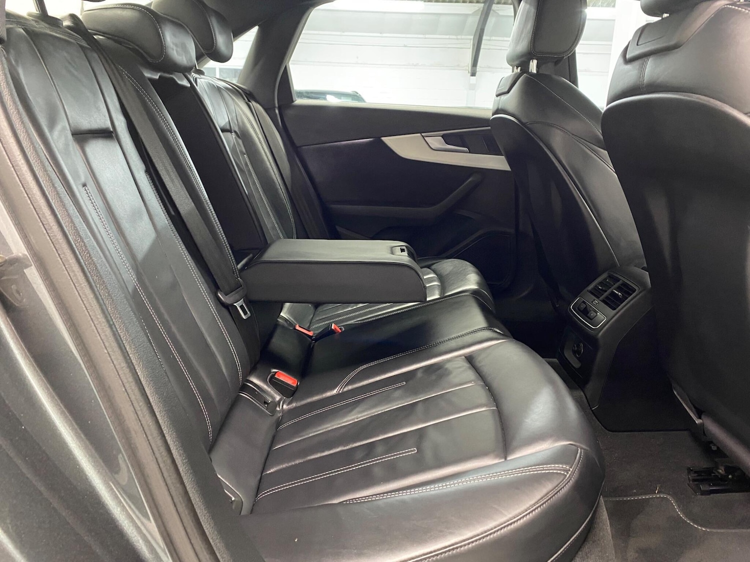 Used Audi A4 2016 for sale - 77335858: Photo 17