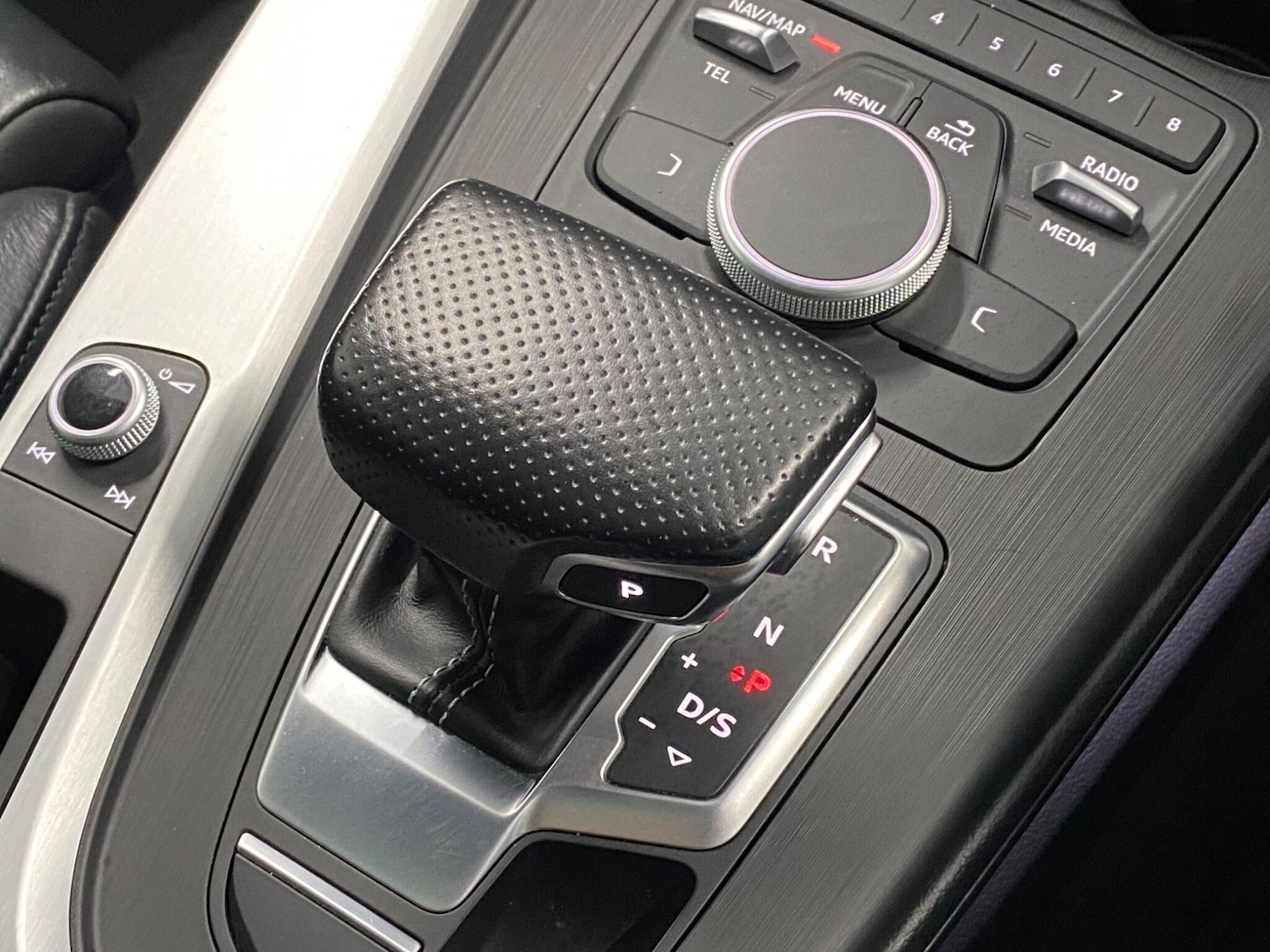 Used Audi A4 2016 for sale - 77335858: Photo 27