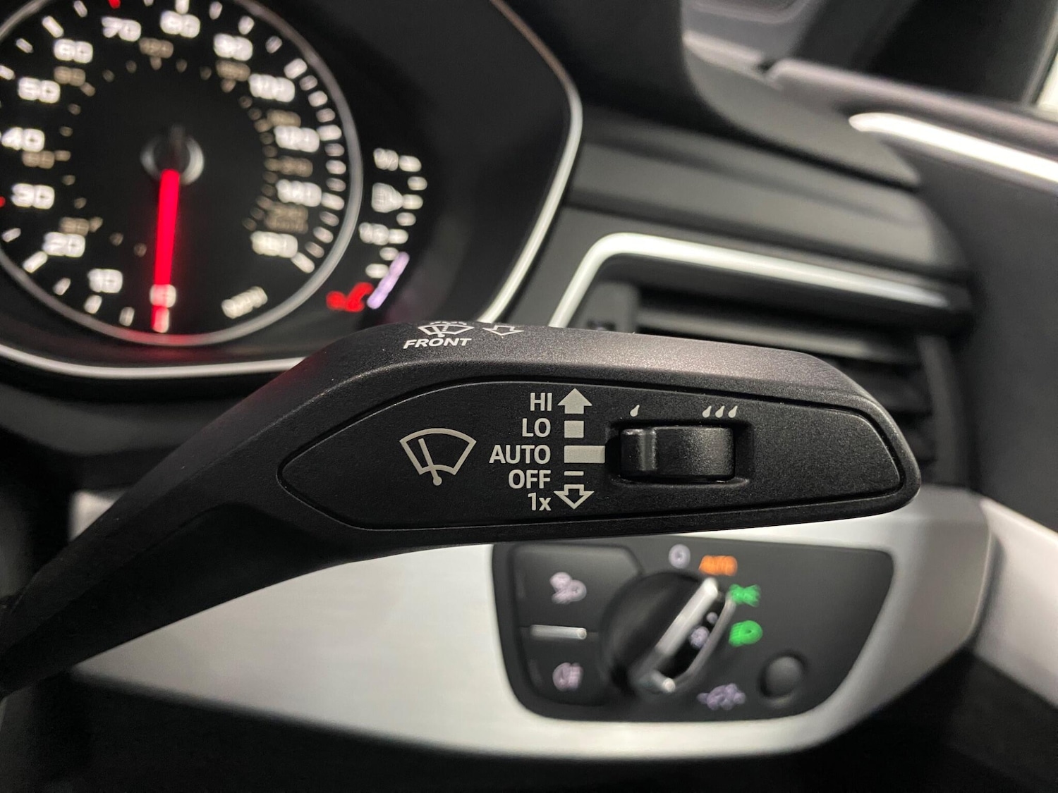 Used Audi A4 2016 for sale - 77335858: Photo 47