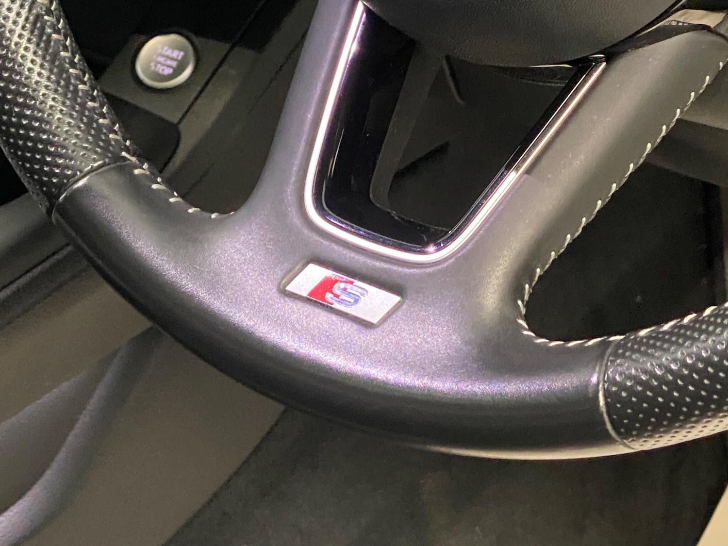 Used Audi A4 2016 for sale - 77335858: Photo 6