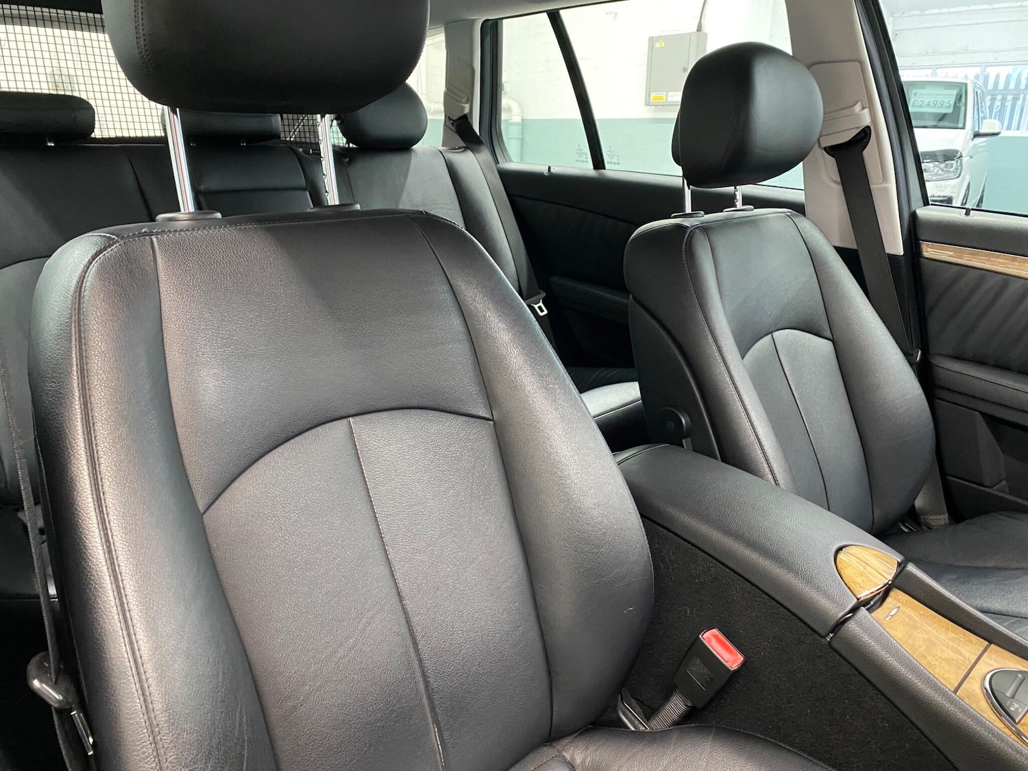 Used Mercedes-Benz E Class 2009 for sale - 77538231: Photo 13