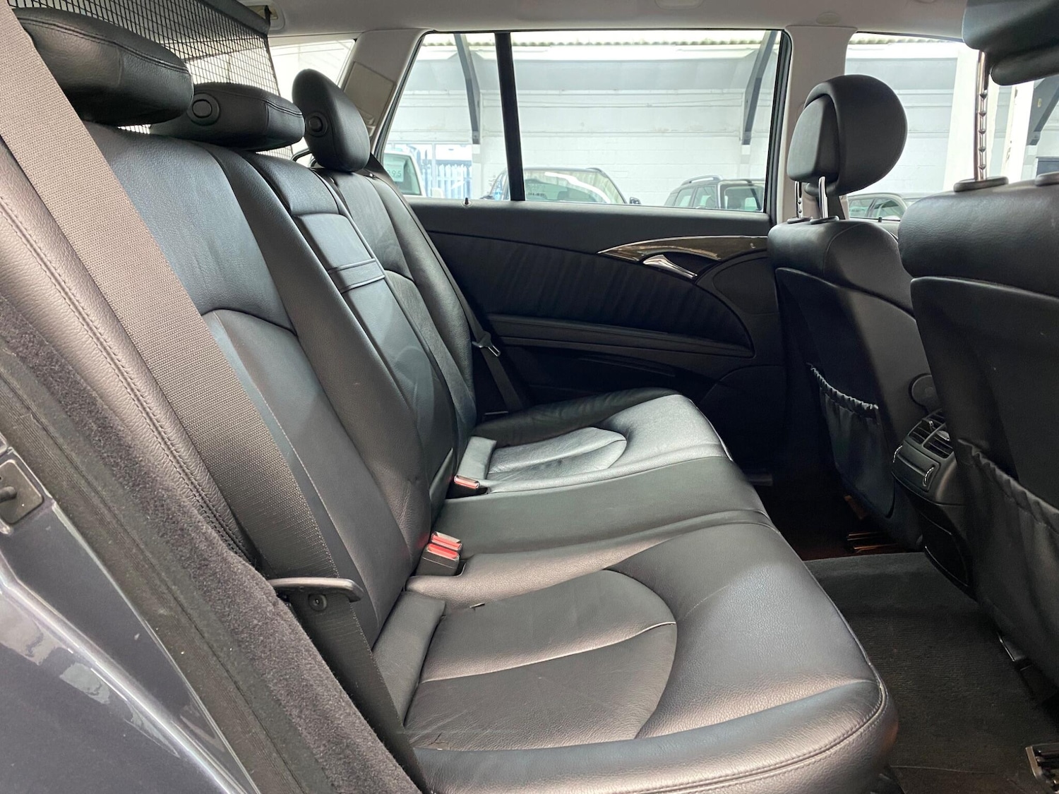 Used Mercedes-Benz E Class 2009 for sale - 77538231: Photo 15