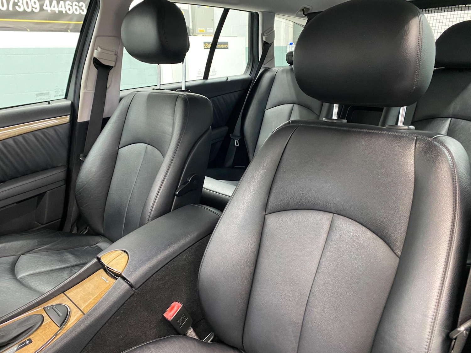 Used Mercedes-Benz E Class 2009 for sale - 77538231: Photo 20