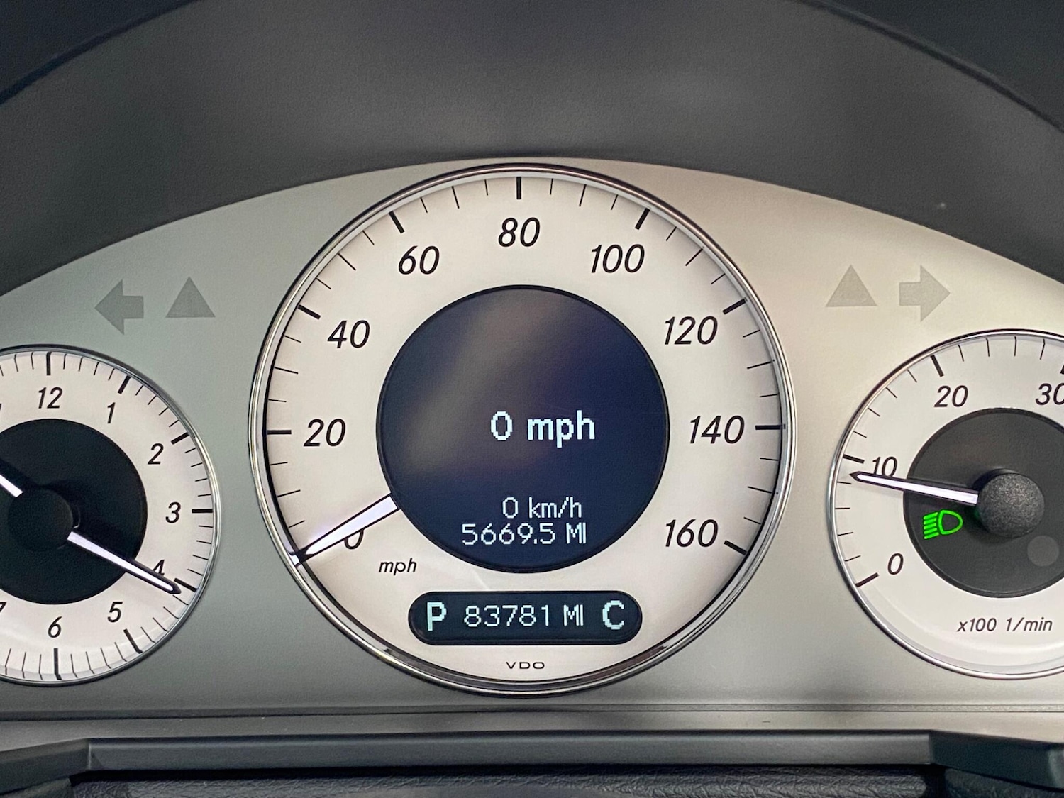 Used Mercedes-Benz E Class 2009 for sale - 77538231: Photo 30