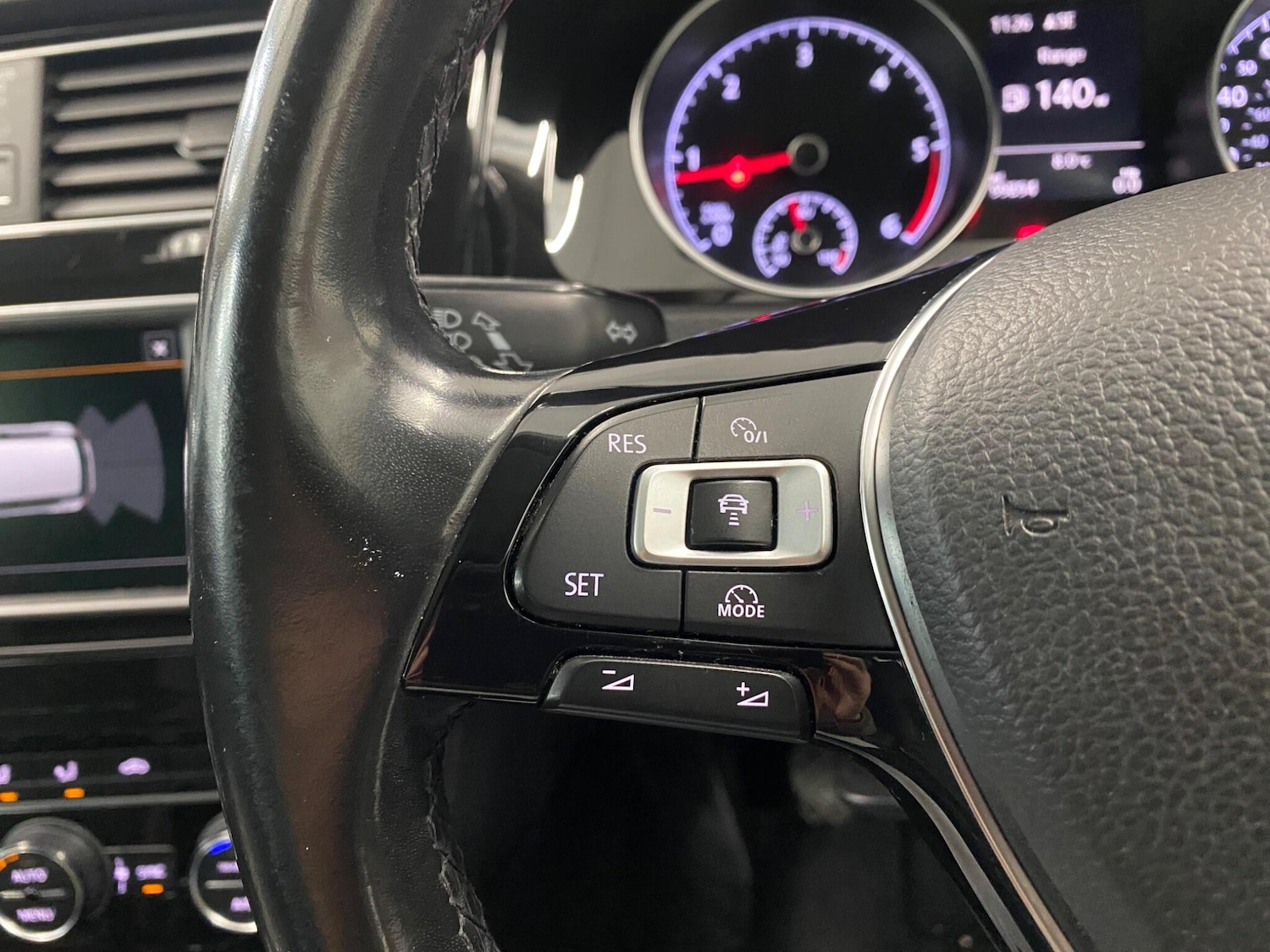 Used Volkswagen Golf 2015 for sale - 77335886: Photo 36