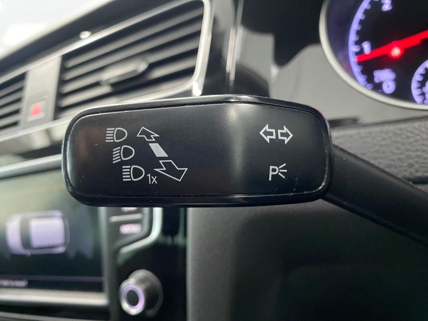 Used Volkswagen Golf 2015 for sale - 77335886: Photo 38