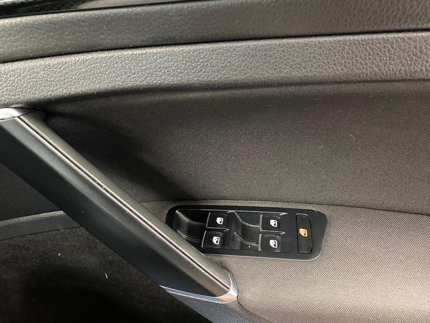 Used Volkswagen Golf 2015 for sale - 77335886: Photo 41