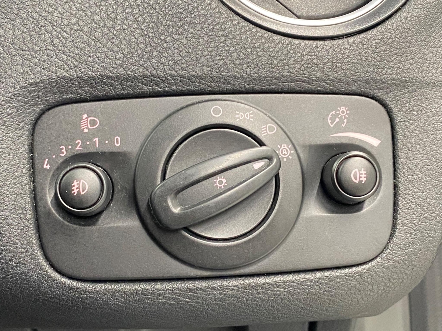 Used Ford Mondeo 2014 for sale - 77335872: Photo 36