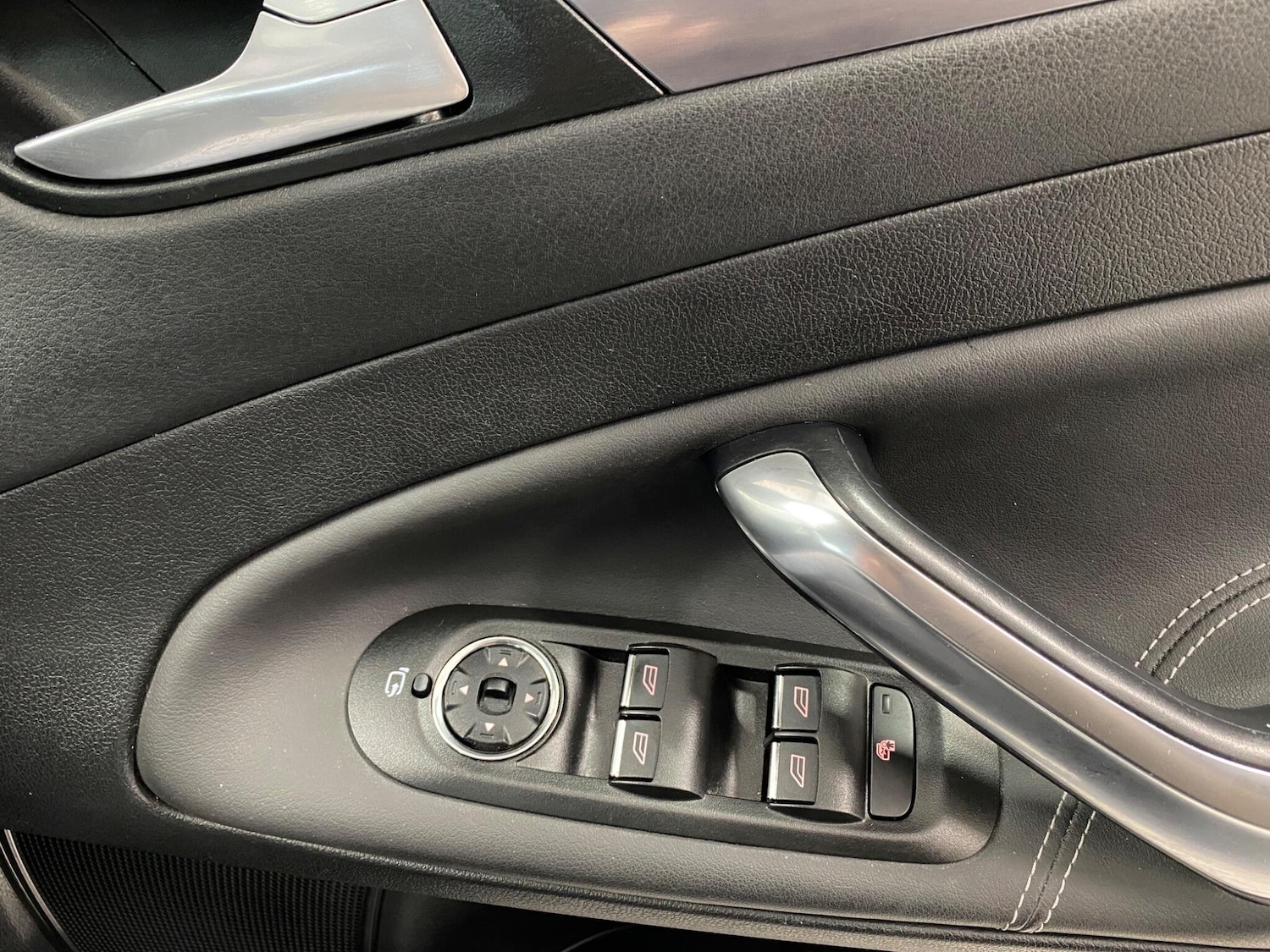 Used Ford Mondeo 2014 for sale - 77335872: Photo 37