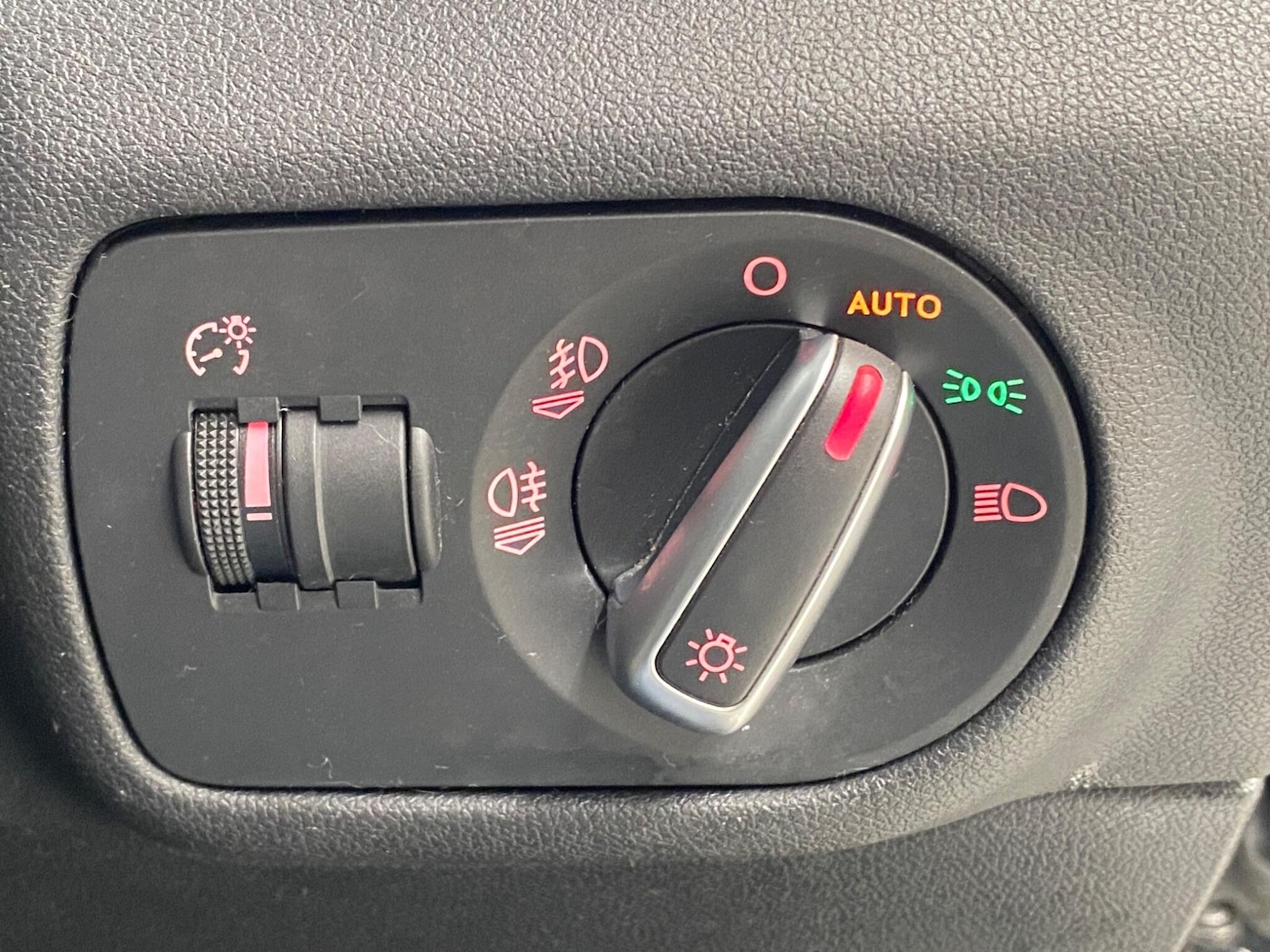 Used Audi A1 2012 for sale - 77695732: Photo 33