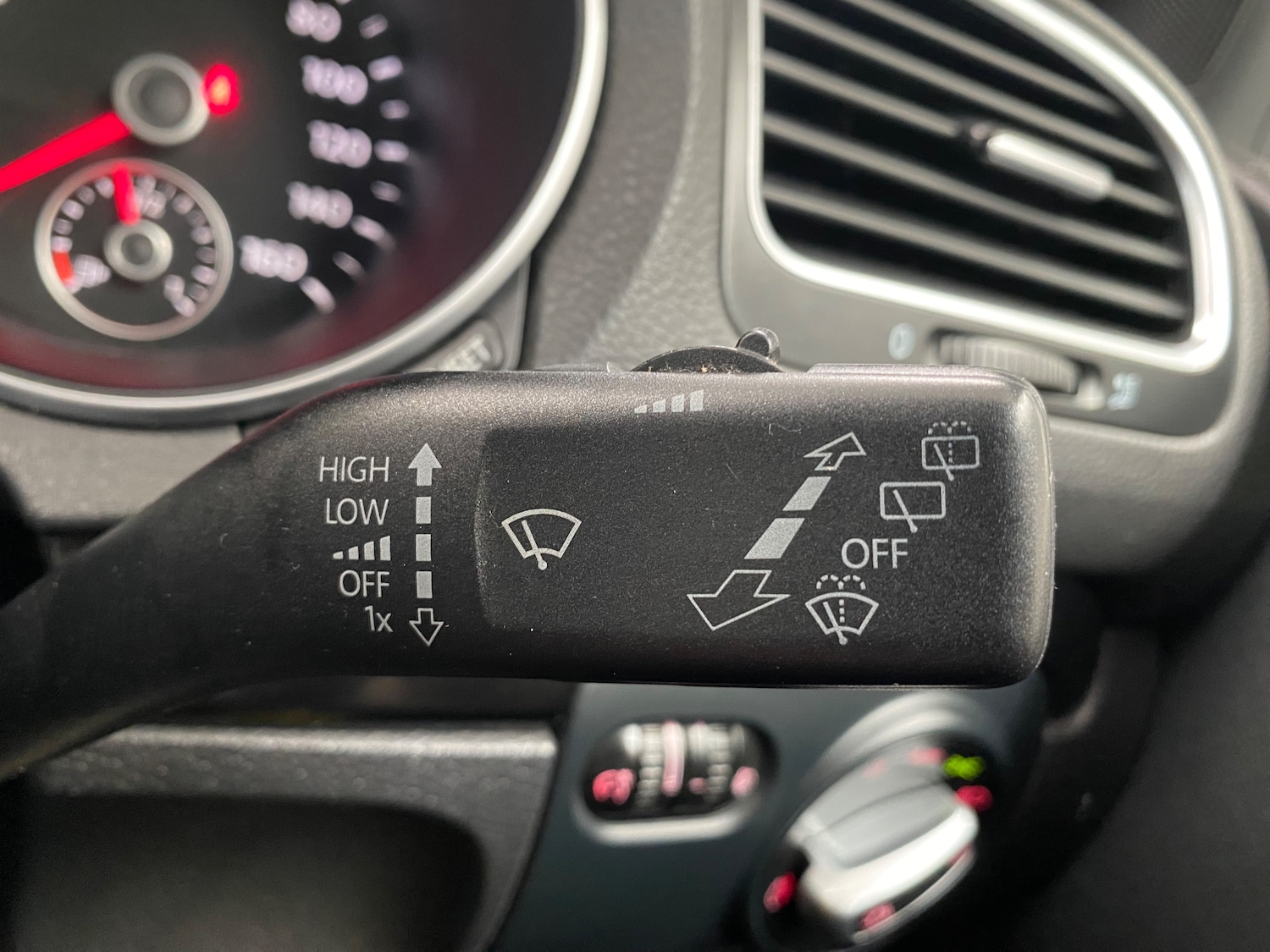 Used Volkswagen Golf for sale - 78197230: Photo 30