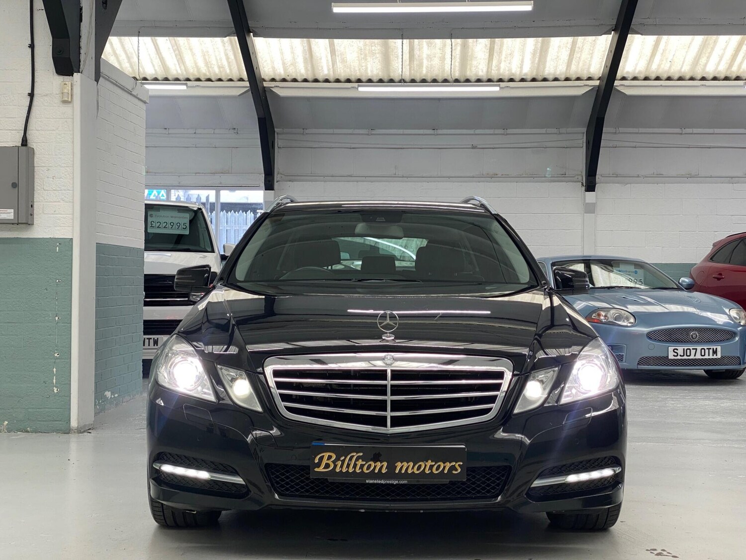 Used Mercedes-Benz E Class 2010 for sale - 78190352: Photo 39