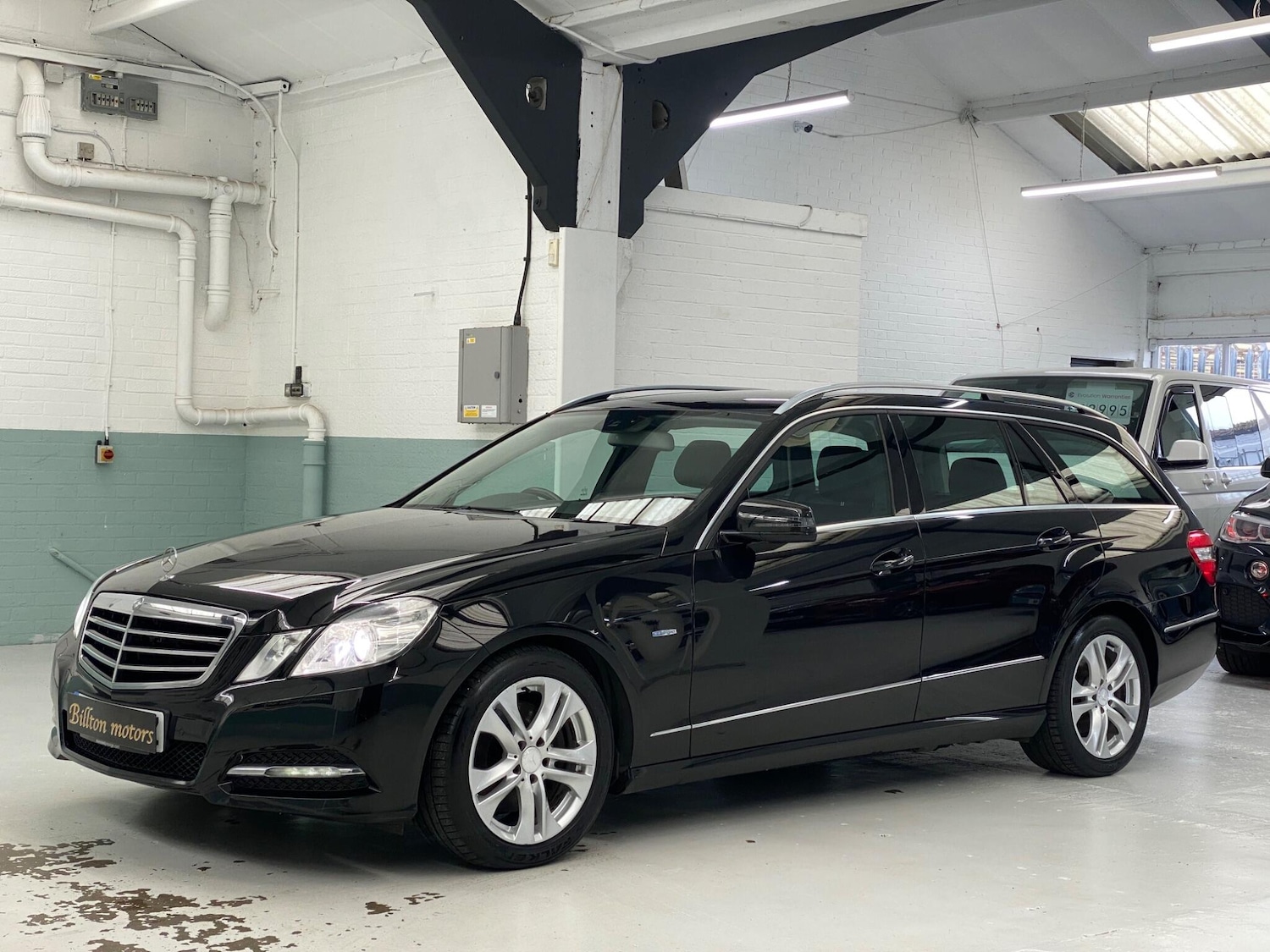 Used Mercedes-Benz E Class 2010 for sale - 78190352: Photo 40