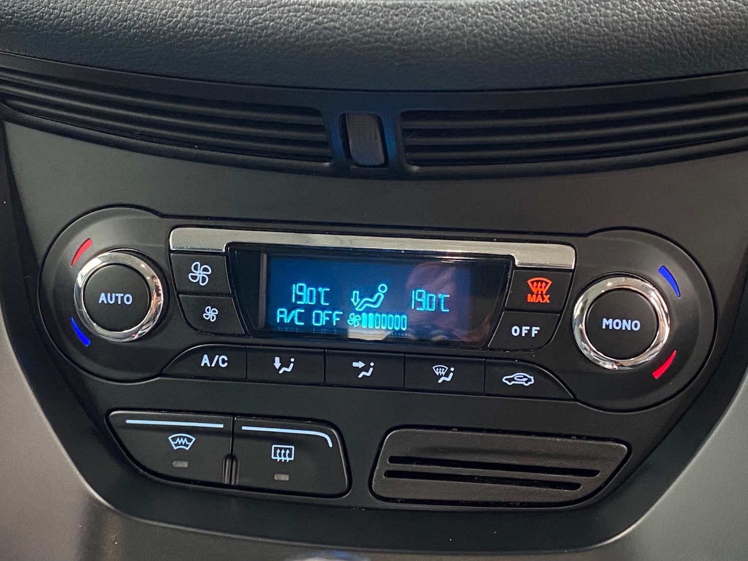 Used Ford C-Max 2011 for sale - 78131918: Photo 21