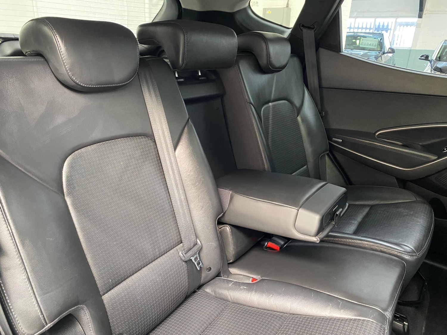 Used Hyundai Santa Fe 2013 for sale - 77358644: Photo 16