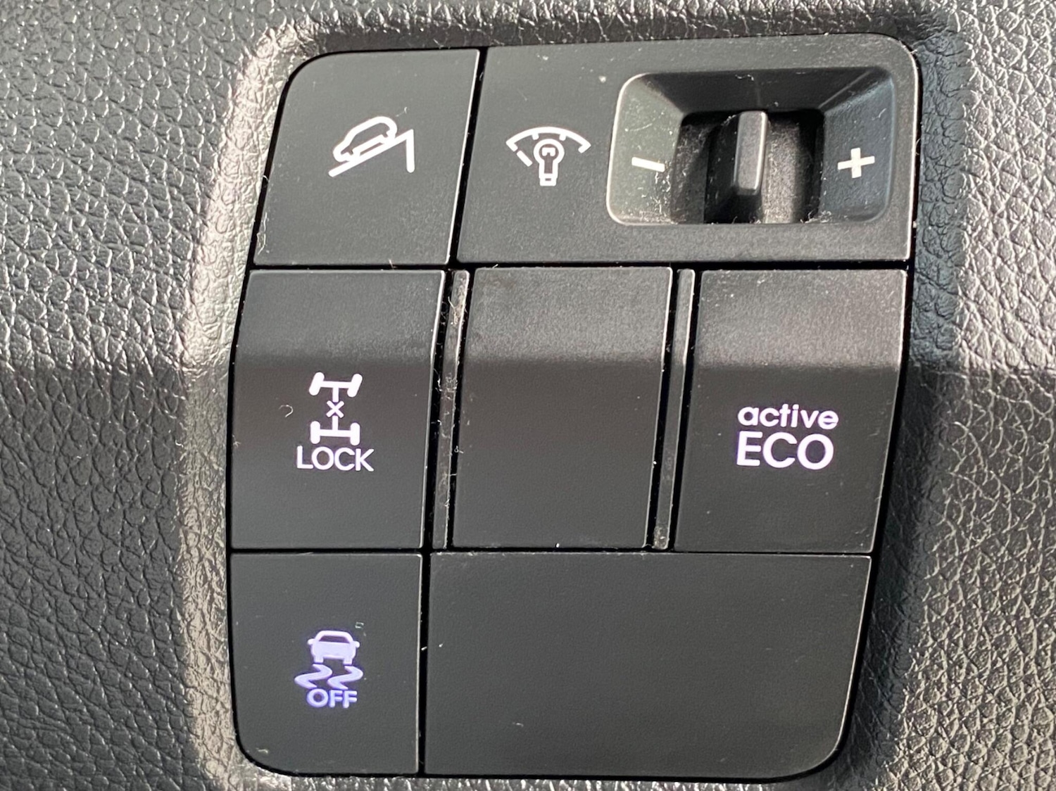 Used Hyundai Santa Fe 2013 for sale - 77358644: Photo 38