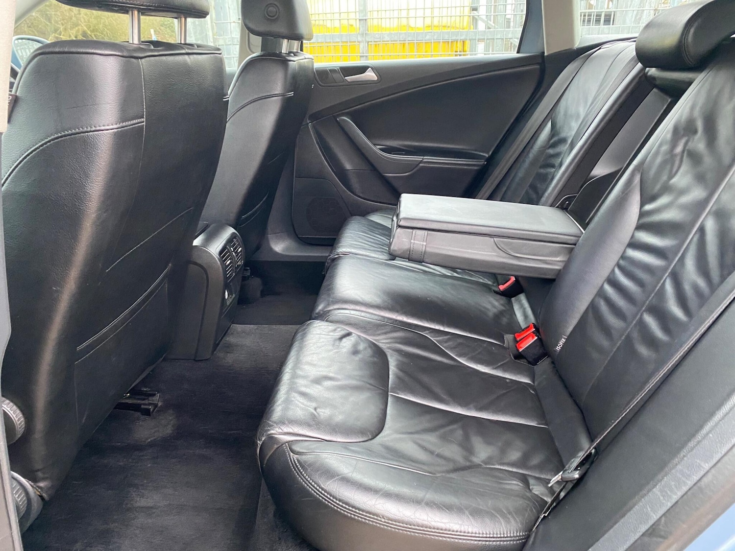 Used Volkswagen Passat 2009 for sale - 77411845: Photo 18