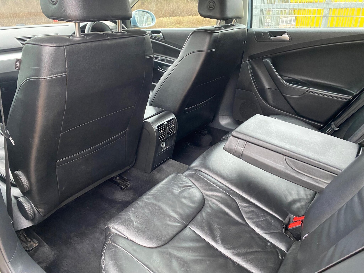 Used Volkswagen Passat 2009 for sale - 77411845: Photo 19