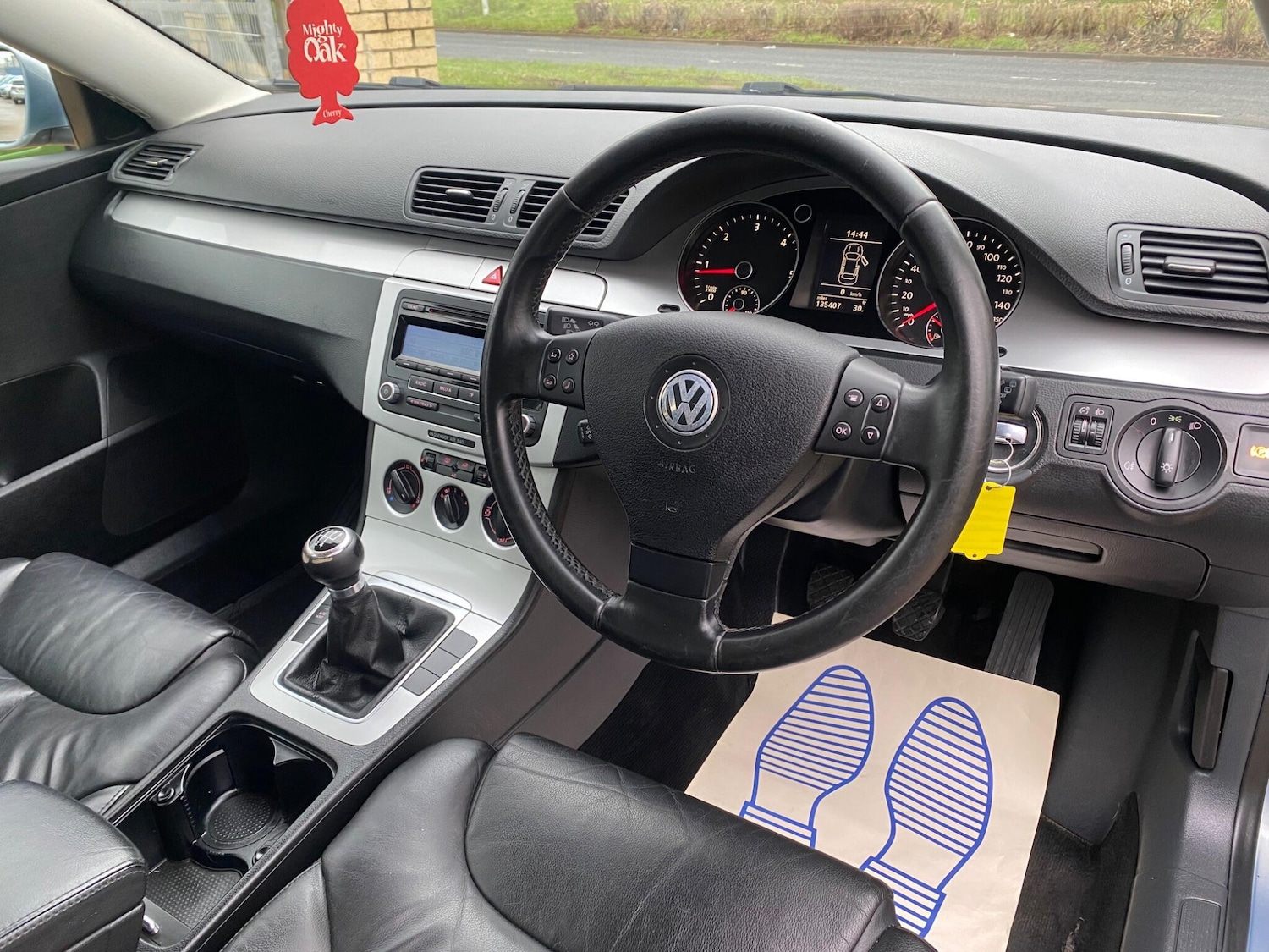 Used Volkswagen Passat 2009 for sale - 77411845: Photo 4