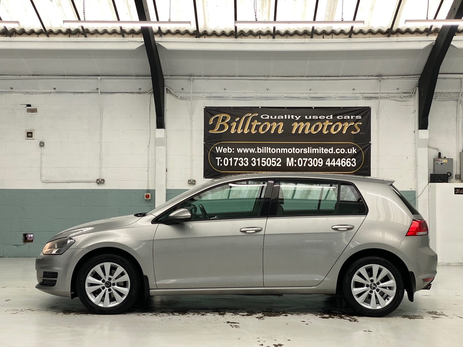 Used Volkswagen Golf 2013 for sale - 77864625: Photo 6