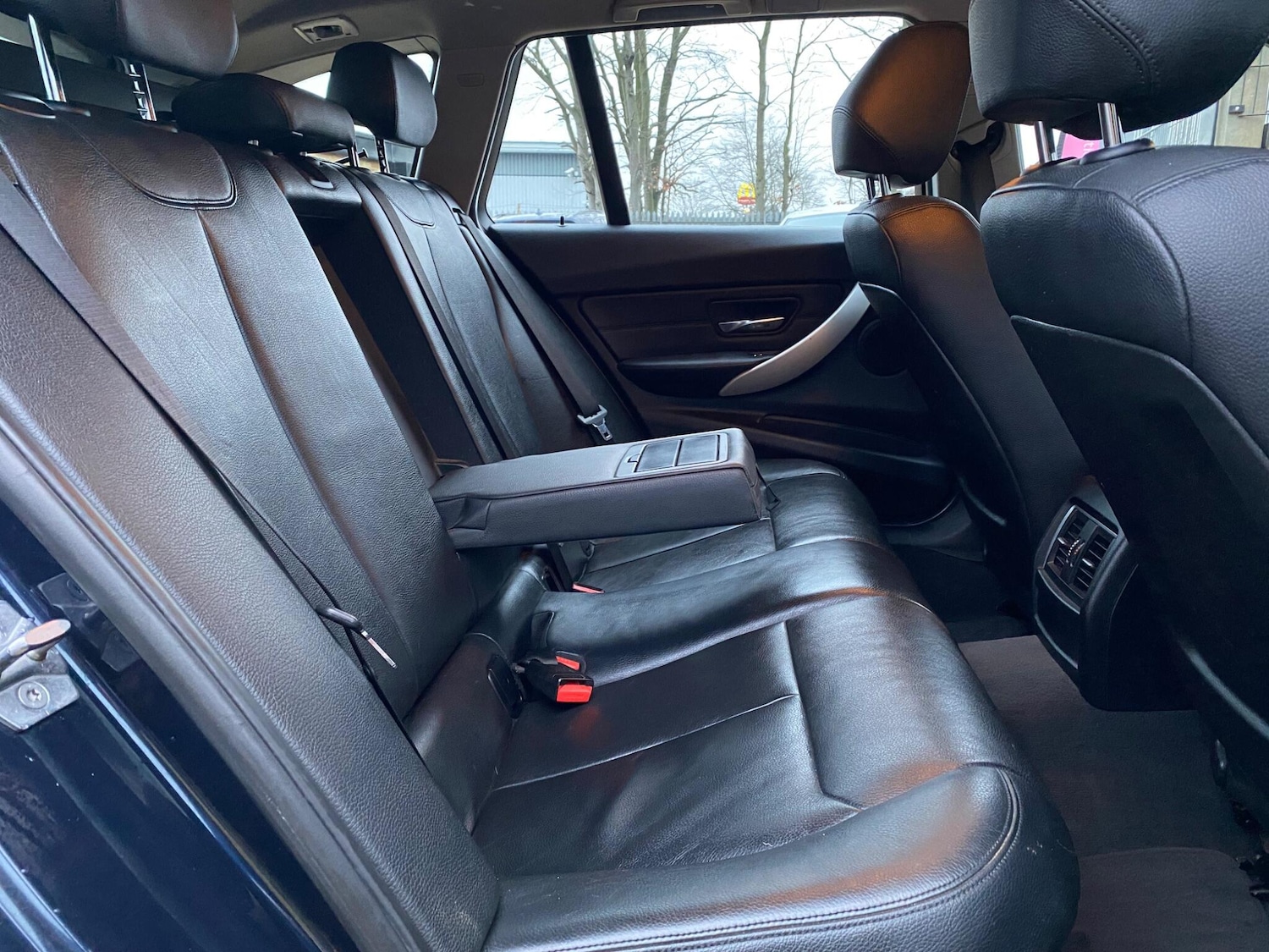 Used BMW 3 Series 2015 for sale - 77335870: Photo 11