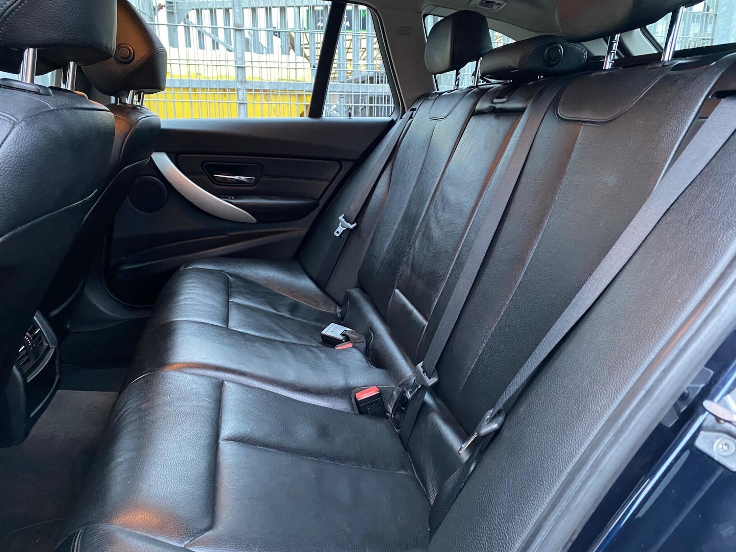 Used BMW 3 Series 2015 for sale - 77335870: Photo 15