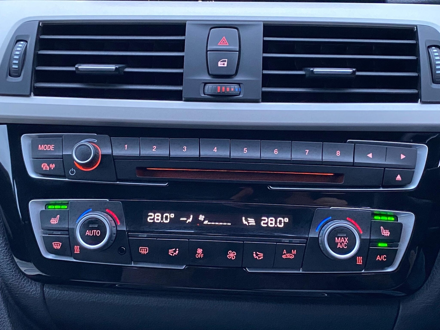 Used BMW 3 Series 2015 for sale - 77335870: Photo 24