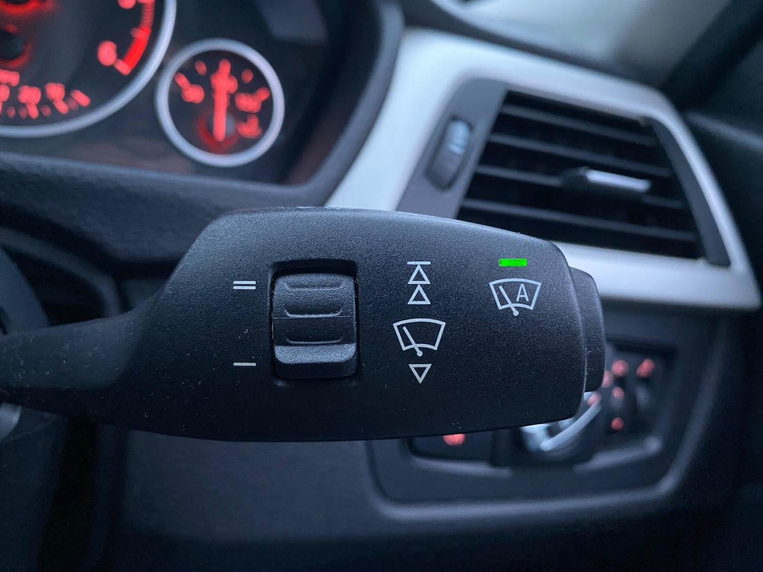 Used BMW 3 Series 2015 for sale - 77335870: Photo 37