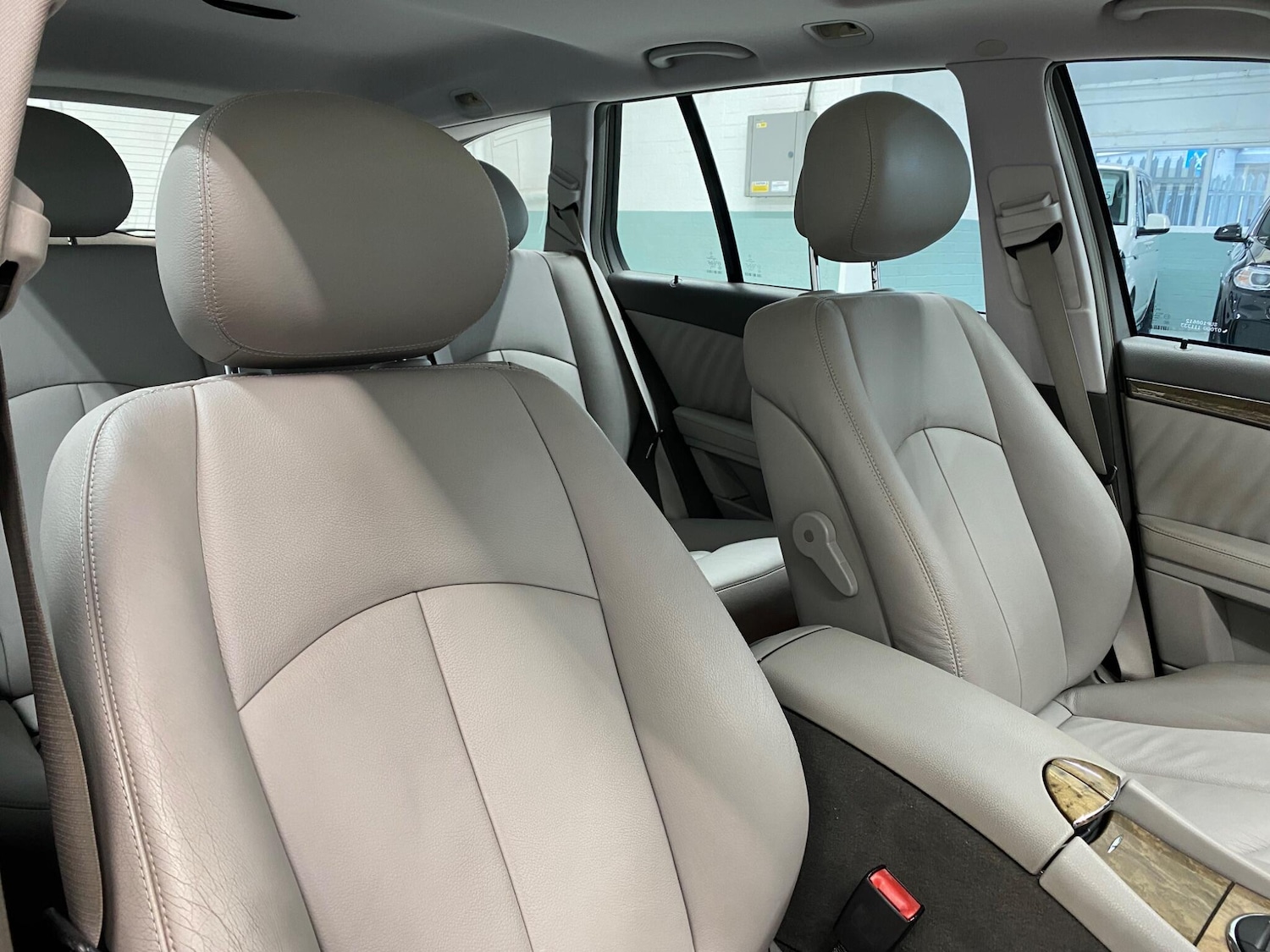 Used Mercedes-Benz E Class 2008 for sale - 77425472: Photo 13