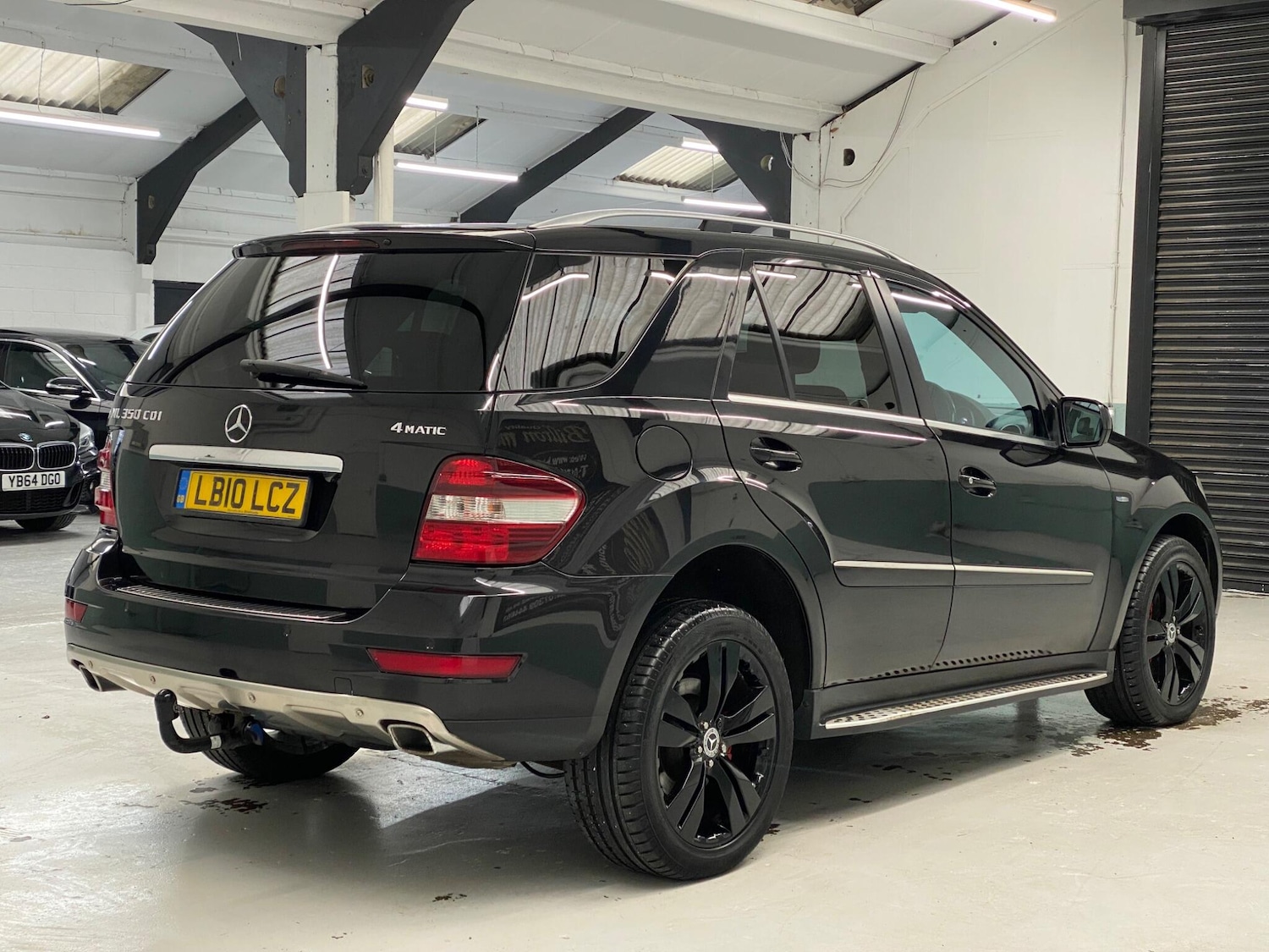 Used Mercedes-Benz M Class 2010 for sale - 77358319: Photo 10