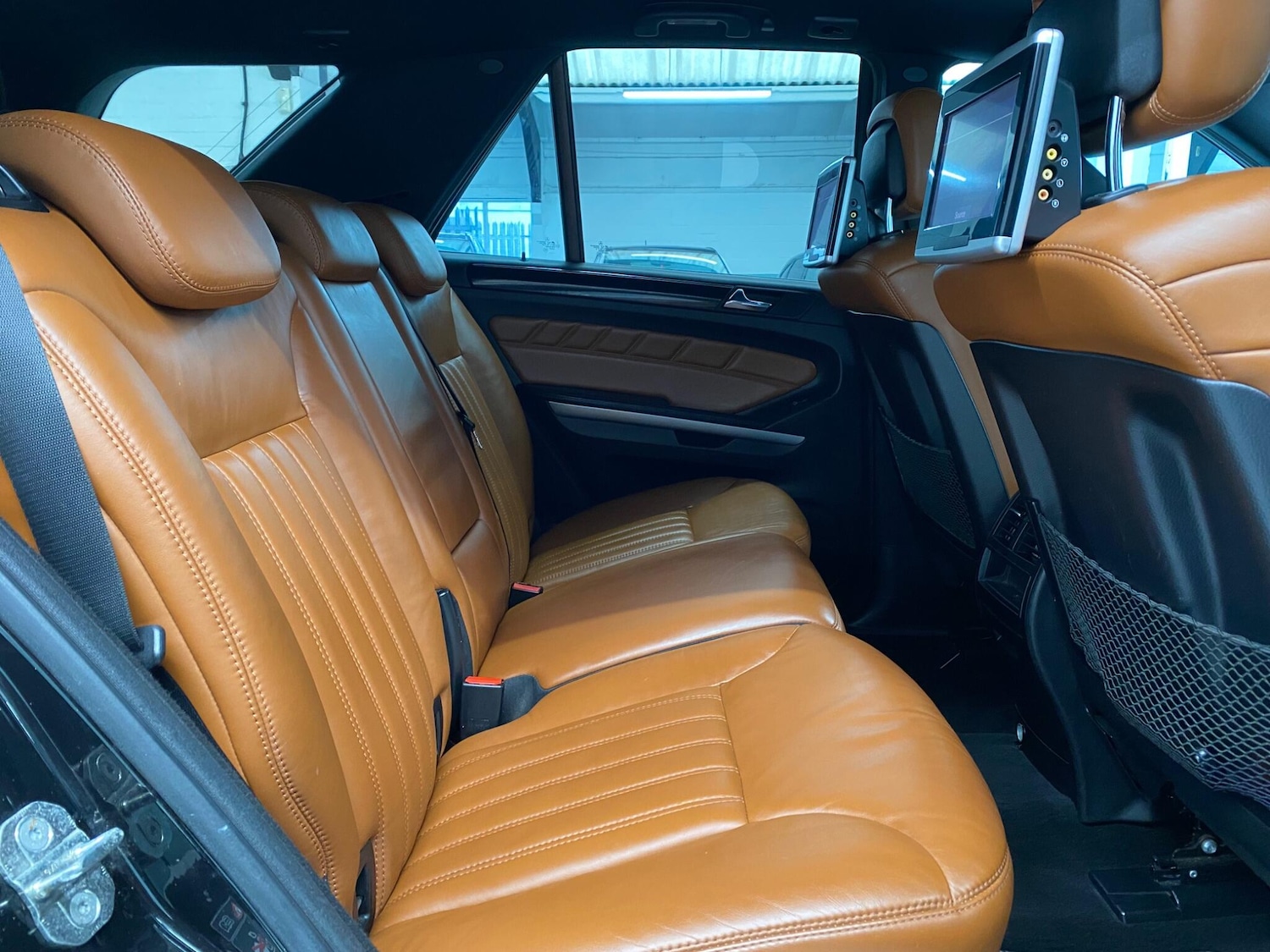 Used Mercedes-Benz M Class 2010 for sale - 77358319: Photo 15