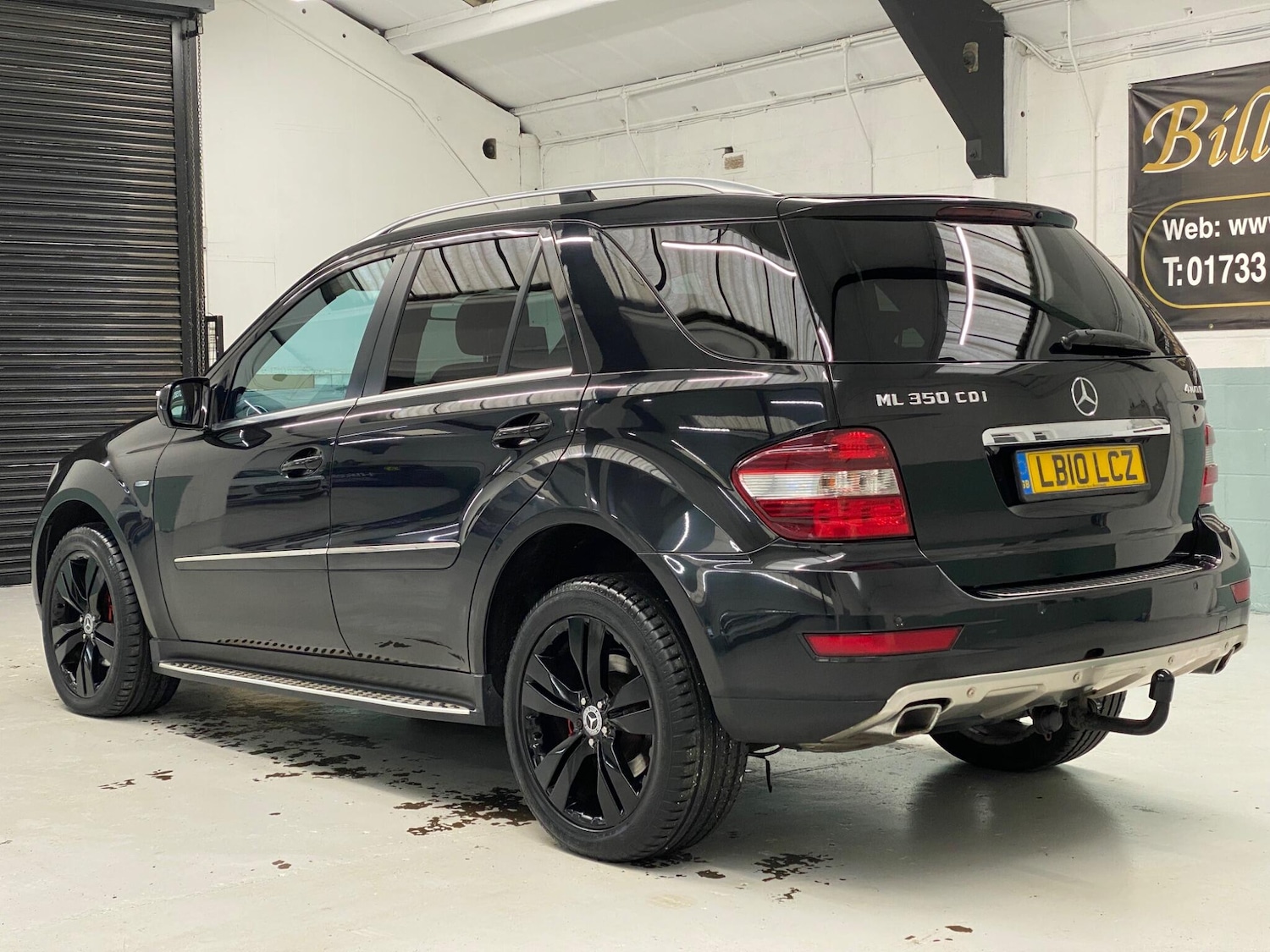 Used Mercedes-Benz M Class 2010 for sale - 77358319: Photo 8