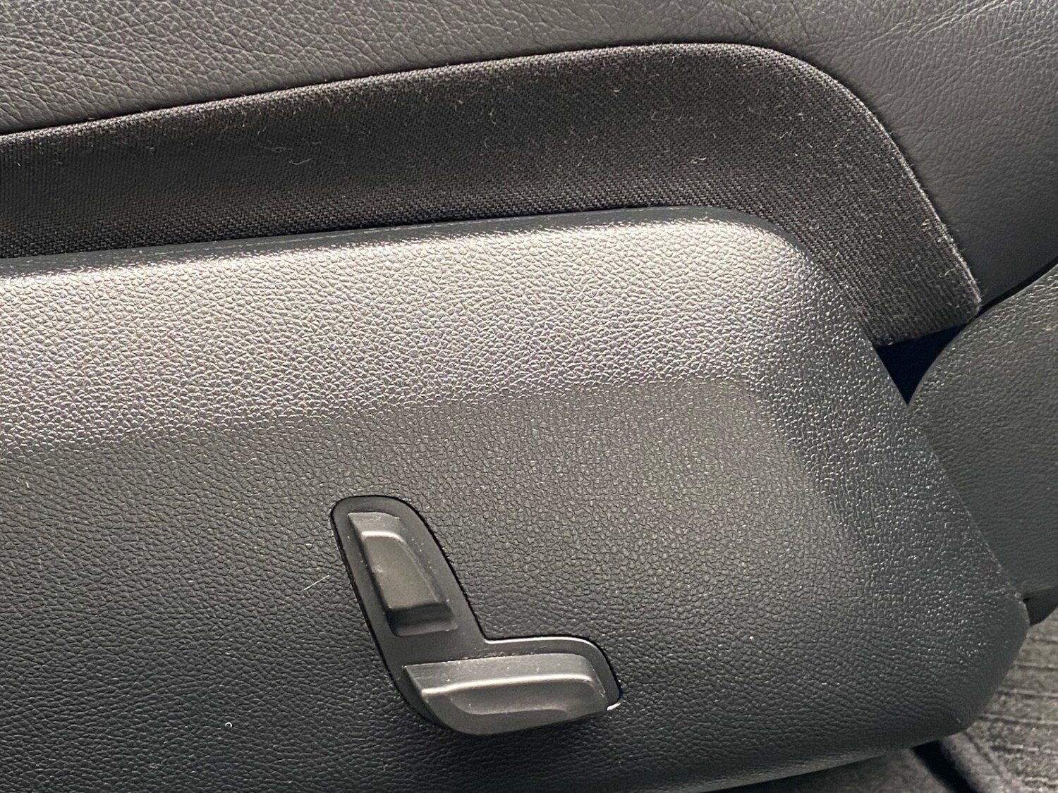 Used Mercedes-Benz E Class 2010 for sale - 77864628: Photo 13