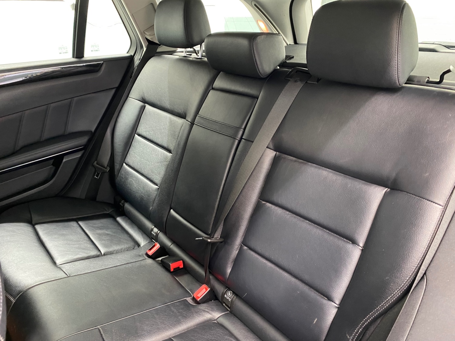 Used Mercedes-Benz E Class 2010 for sale - 77864628: Photo 19