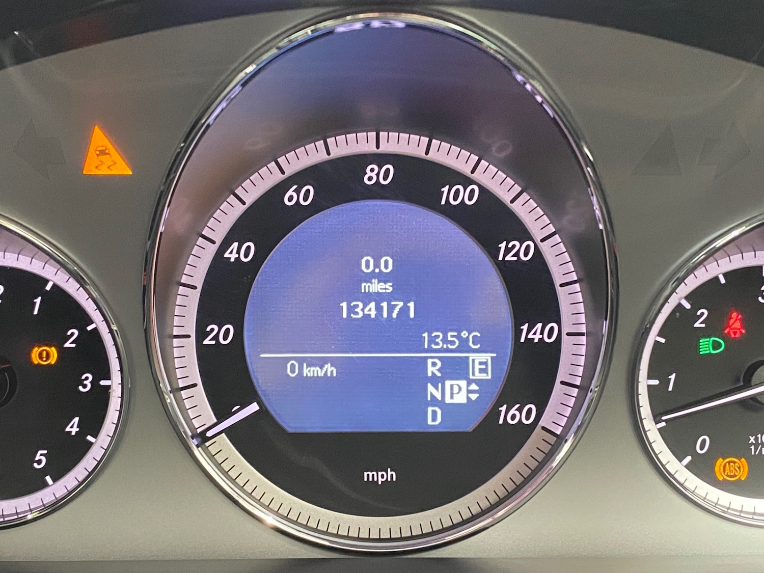 Used Mercedes-Benz E Class 2010 for sale - 77864628: Photo 29