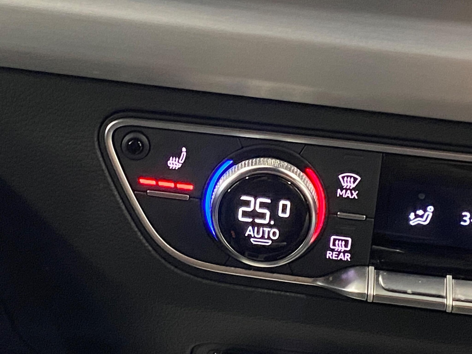 Used Audi Q5 2019 for sale - 77335885: Photo 32