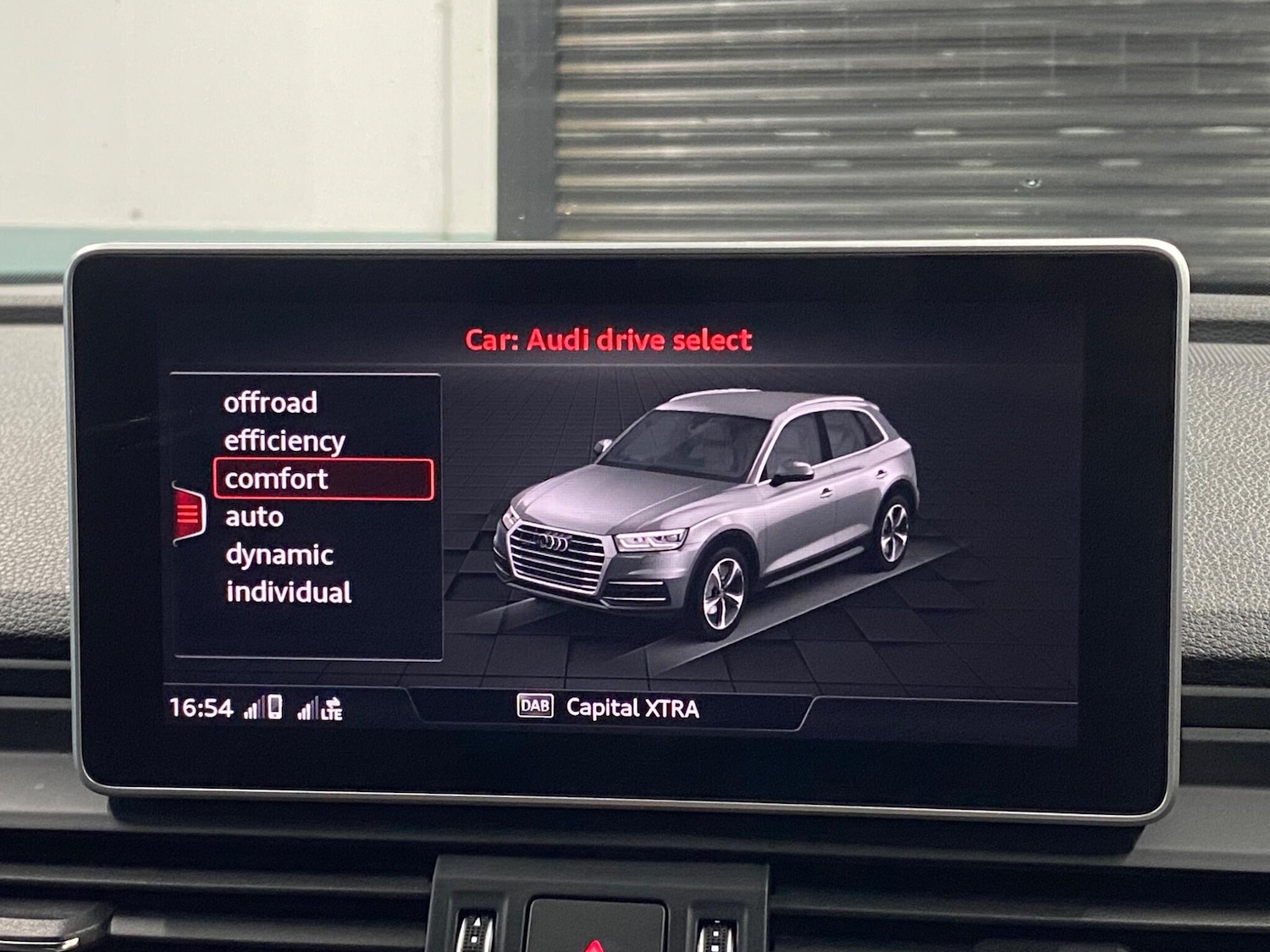 Used Audi Q5 2019 for sale - 77335885: Photo 38