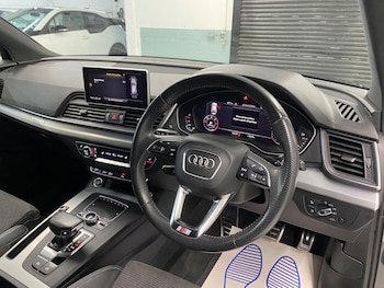 Used Audi Q5 2019 for sale - 77335885: Photo