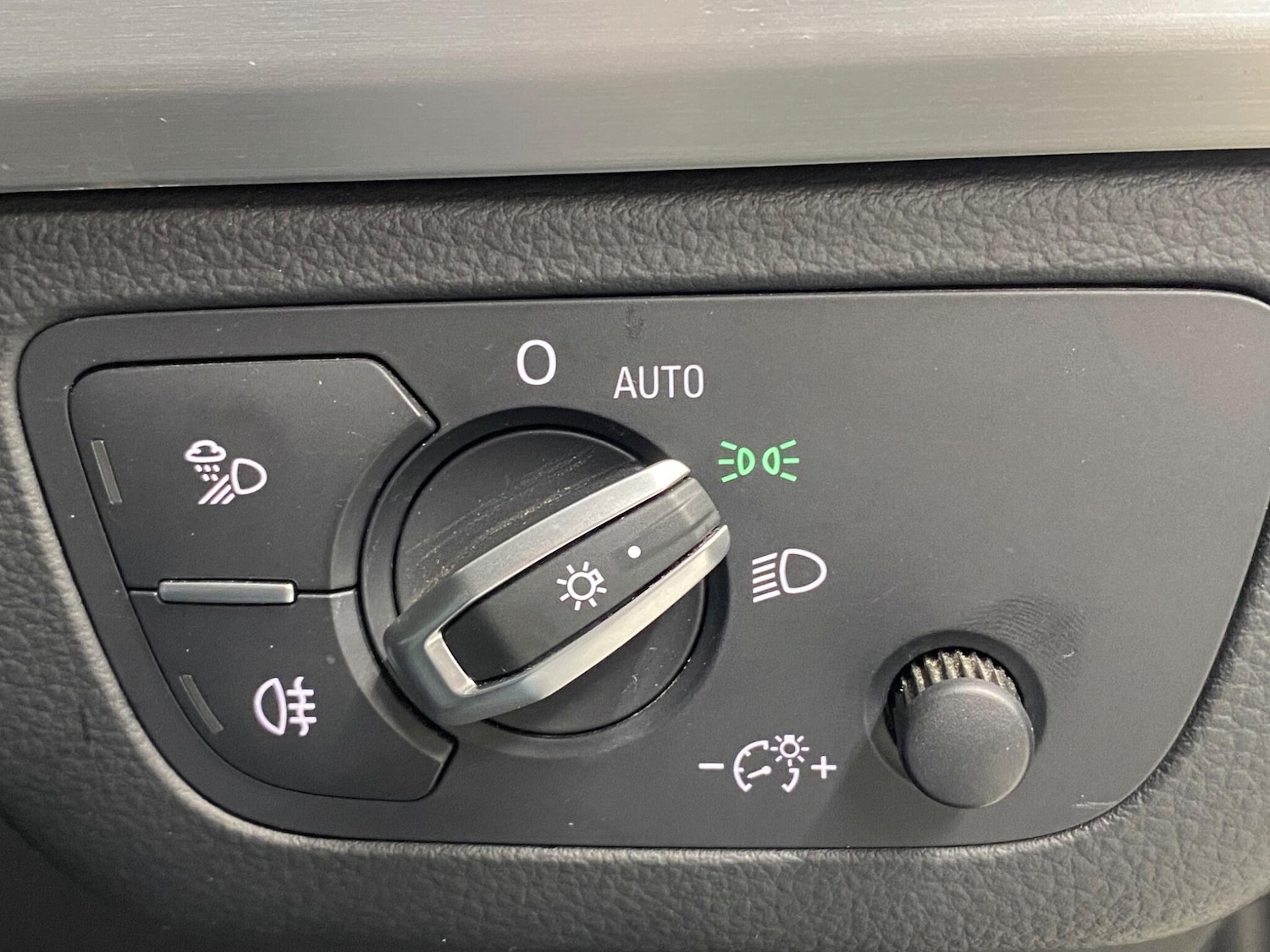 Used Audi Q5 2019 for sale - 77335885: Photo 48