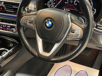 Used BMW 7 Series 2015 for sale - 77335864: Photo